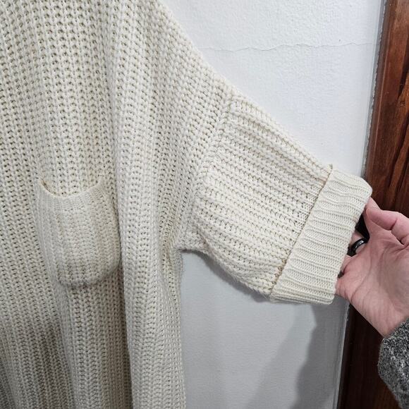 Jodifl Oversized Cream Short Sleeve Women's Sweater. Size Large - Picture 5 of 7